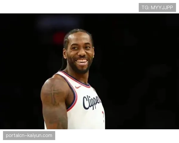 快船三分回应球策略奏效,莱昂纳德遭遇包夹后分球创造18记三分